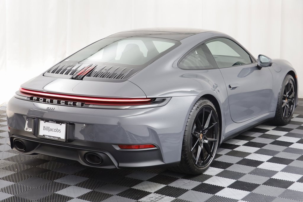 Used 2025 Porsche 911 Carrera image 21