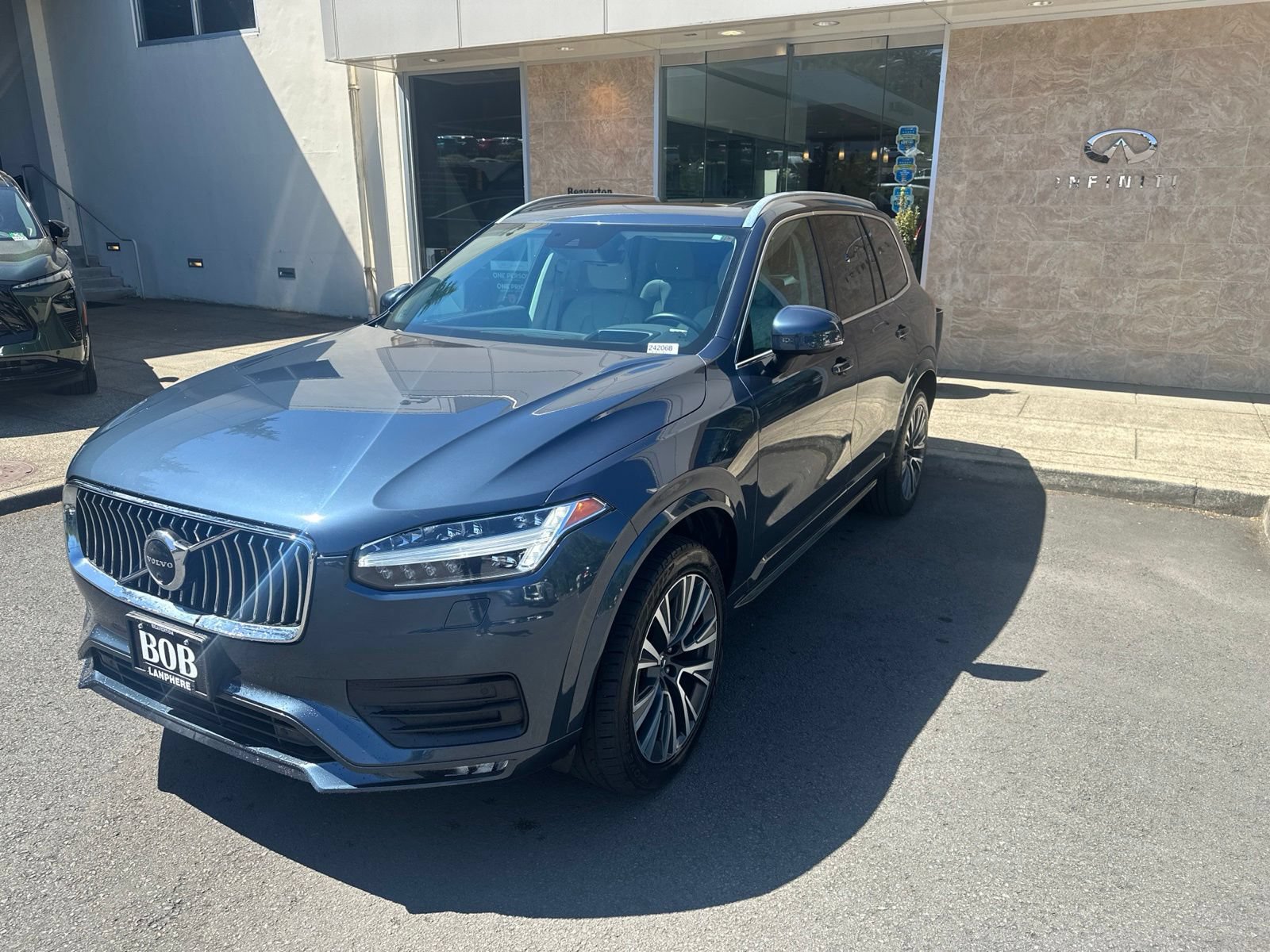 Used 2021 Volvo XC90 T5 Momentum w/ Advanced Package FWD image 1