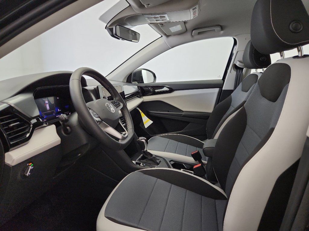 New 2026 Volkswagen Taos S image 6