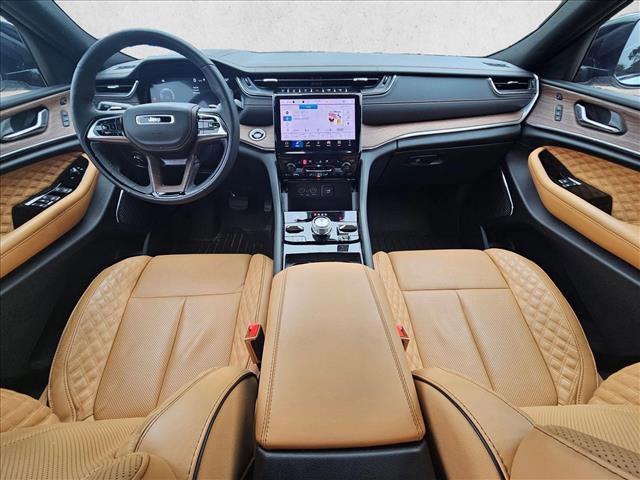 Used 2024 Jeep Grand Cherokee Summit image 13