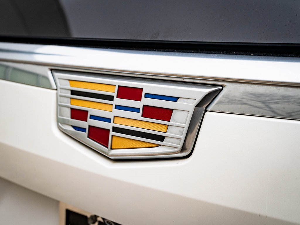 Used 2021 Cadillac Escalade ESV Premium Luxury image 18