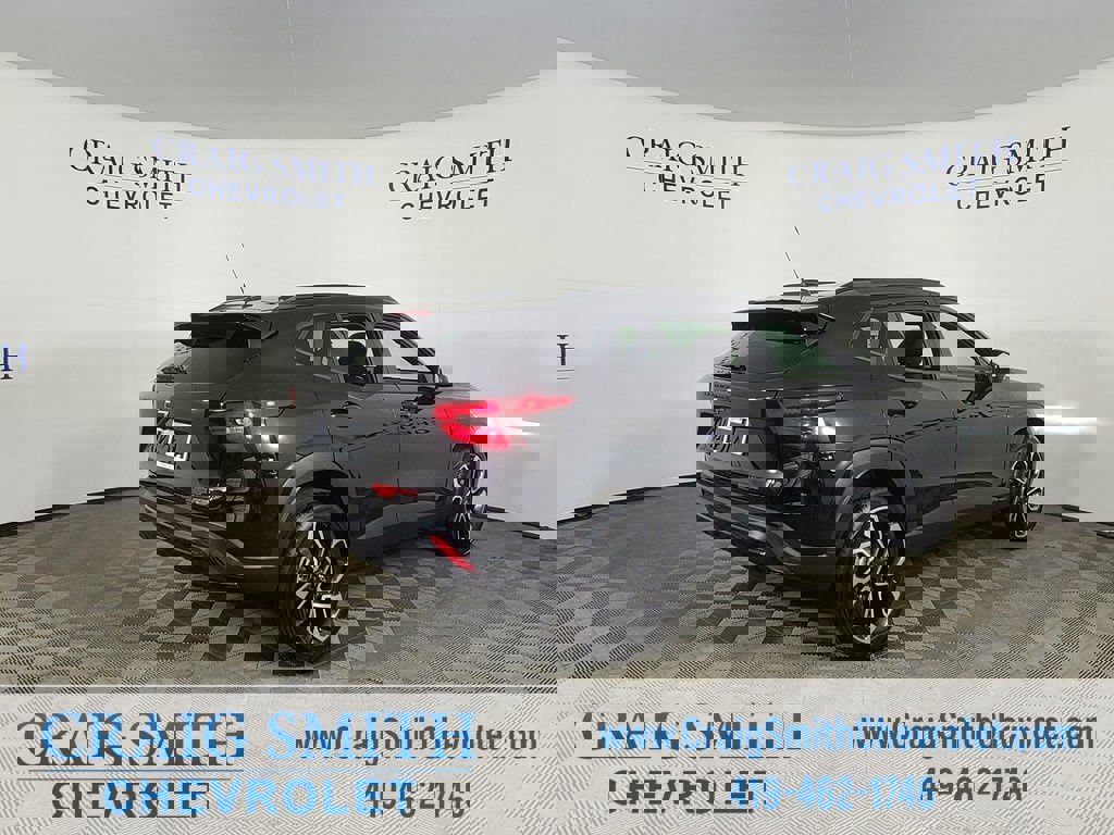 New 2026 Chevrolet Trax RS w/ Sunroof Package image 23