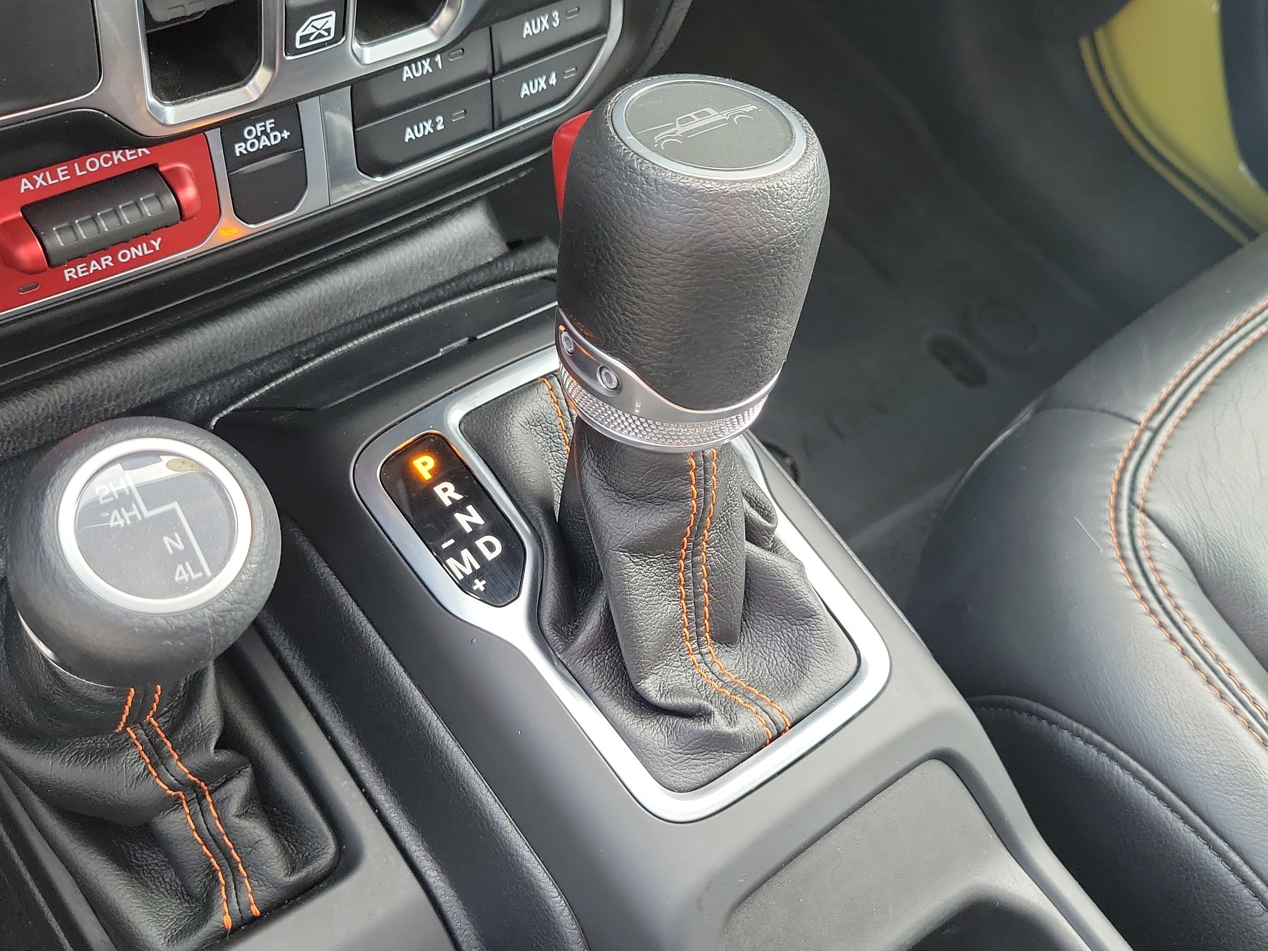 Used 2023 Jeep Gladiator Mojave w/ LED Lighting Group AWD/4WD image 37