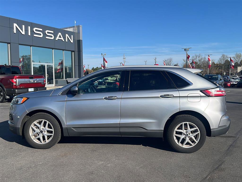 Used 2024 Ford Edge SEL w/ Convenience Package