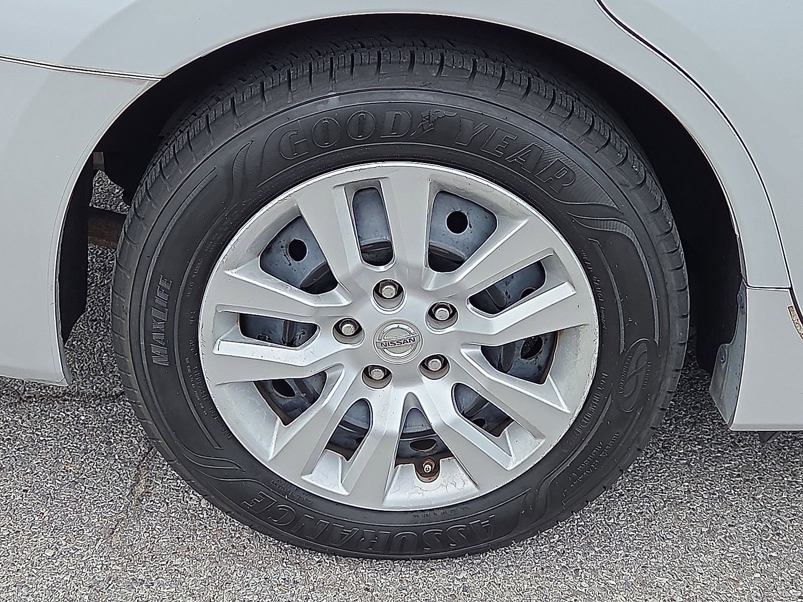 Used 2015 Nissan Altima 2.5 S w/ Power Driver Seat Package FWD image 7