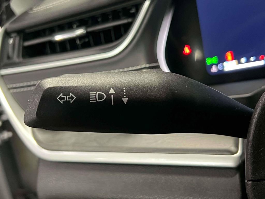 Used 2023 Jeep Grand Cherokee L Limited image 25