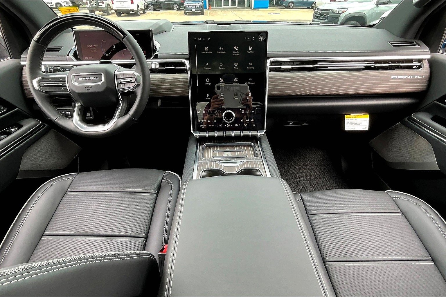 New 2025 GMC Sierra EV Denali image 5