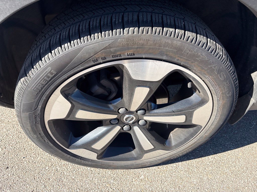 Used 2019 Volvo XC40 T5 Inscription AWD/4WD image 10