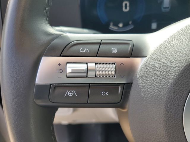 Used 2025 Hyundai Kona SEL image 18