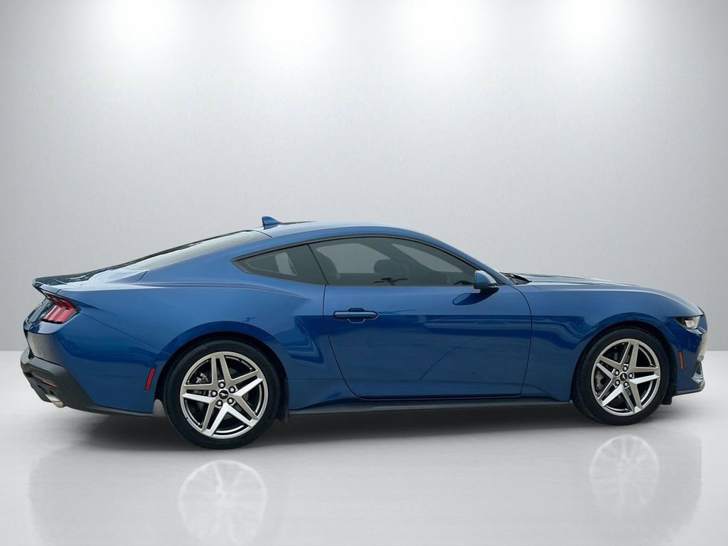 Used 2024 Ford Mustang Coupe RWD image 4