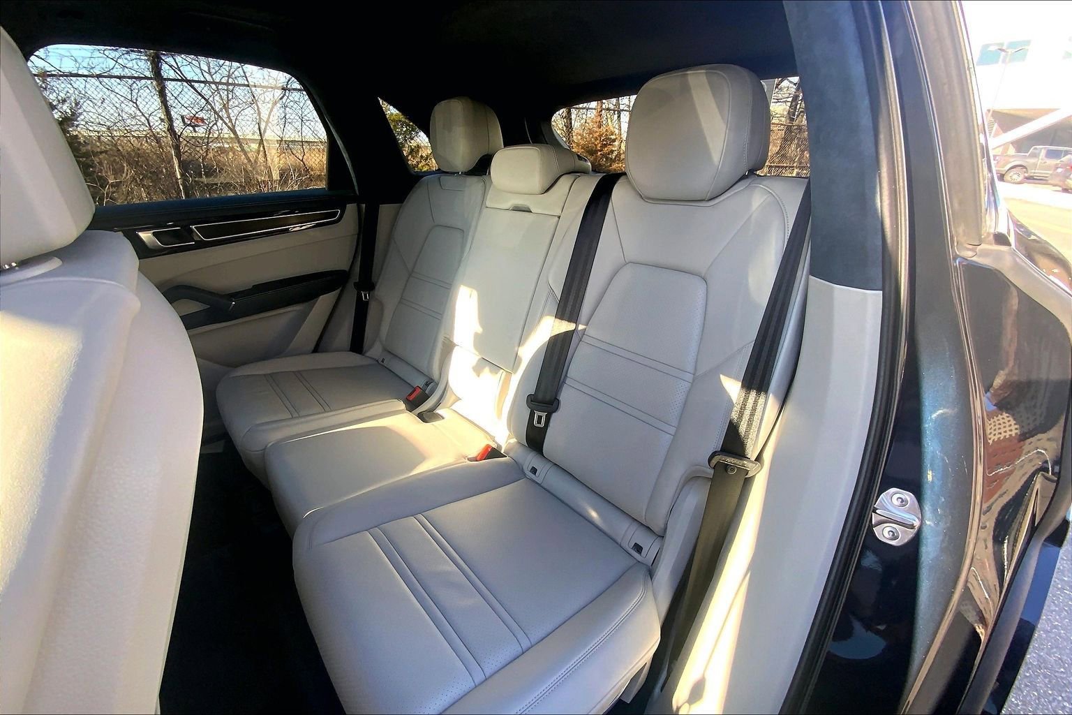 Used 2021 Porsche Cayenne GTS image 20