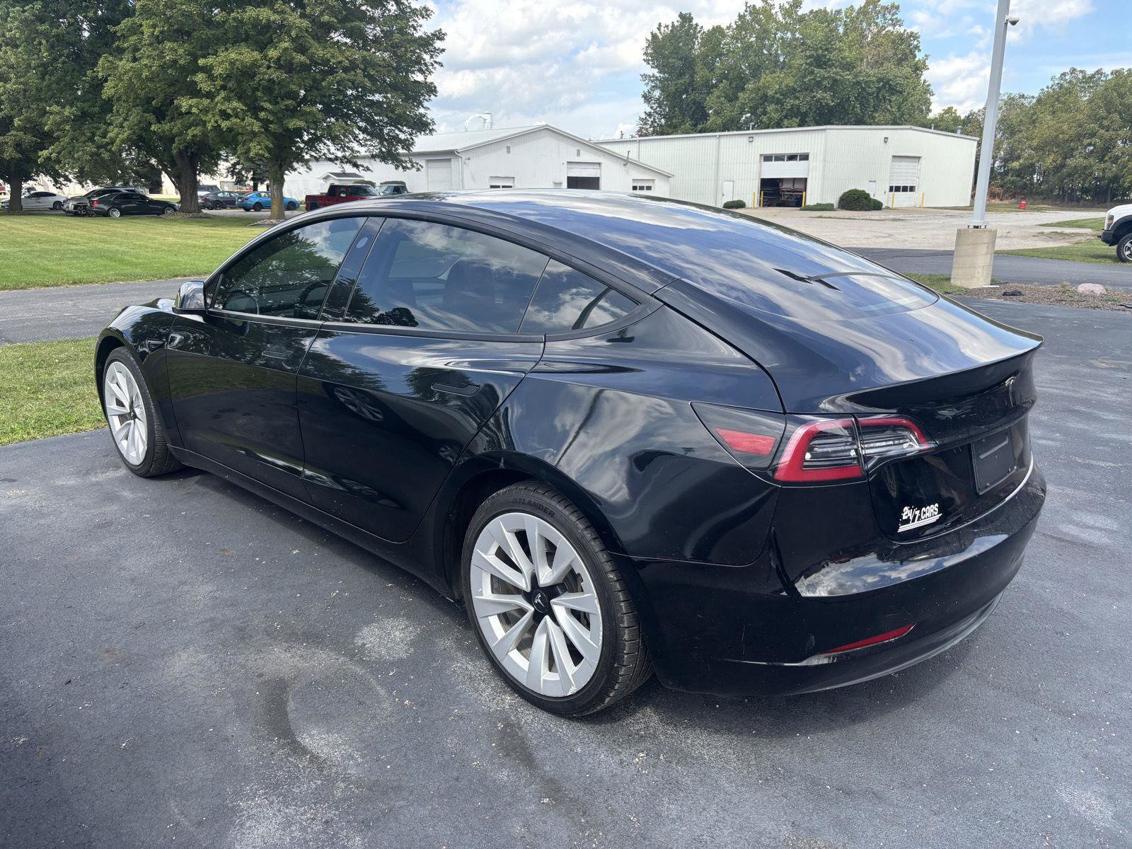 Used 2023 Tesla Model 3 Standard Range RWD image 8