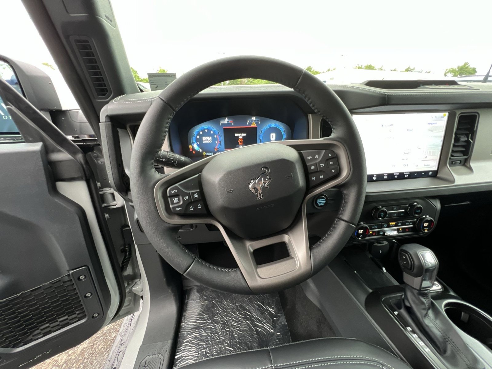New 2026 Ford Bronco Outer Banks AWD/4WD image 24