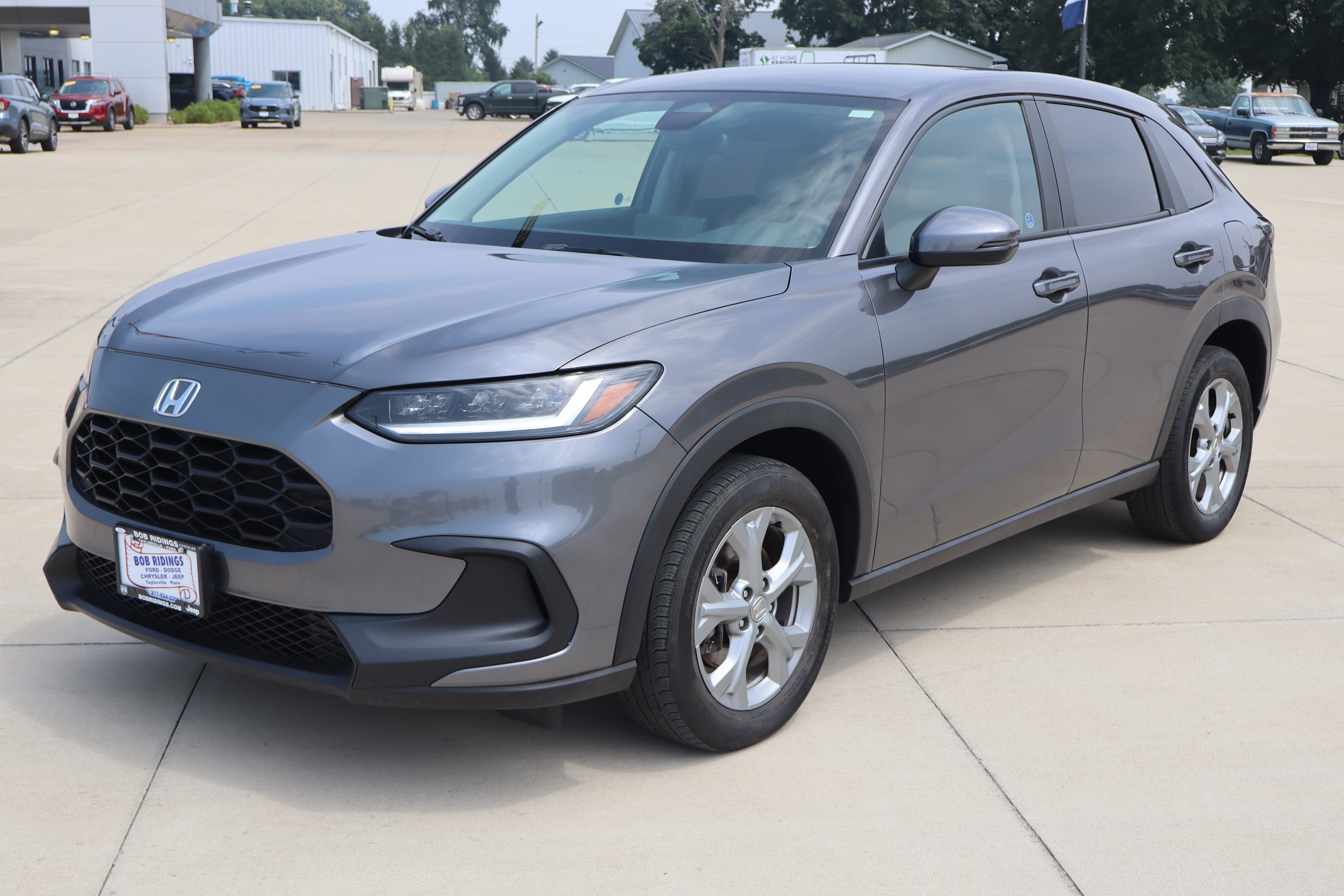 Used 2024 Honda HR-V LX image 2