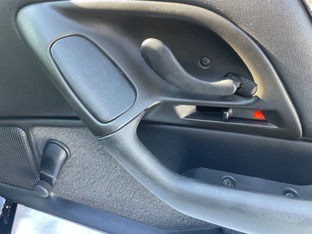 Used 2000 Chevrolet Camaro Z28 image 13