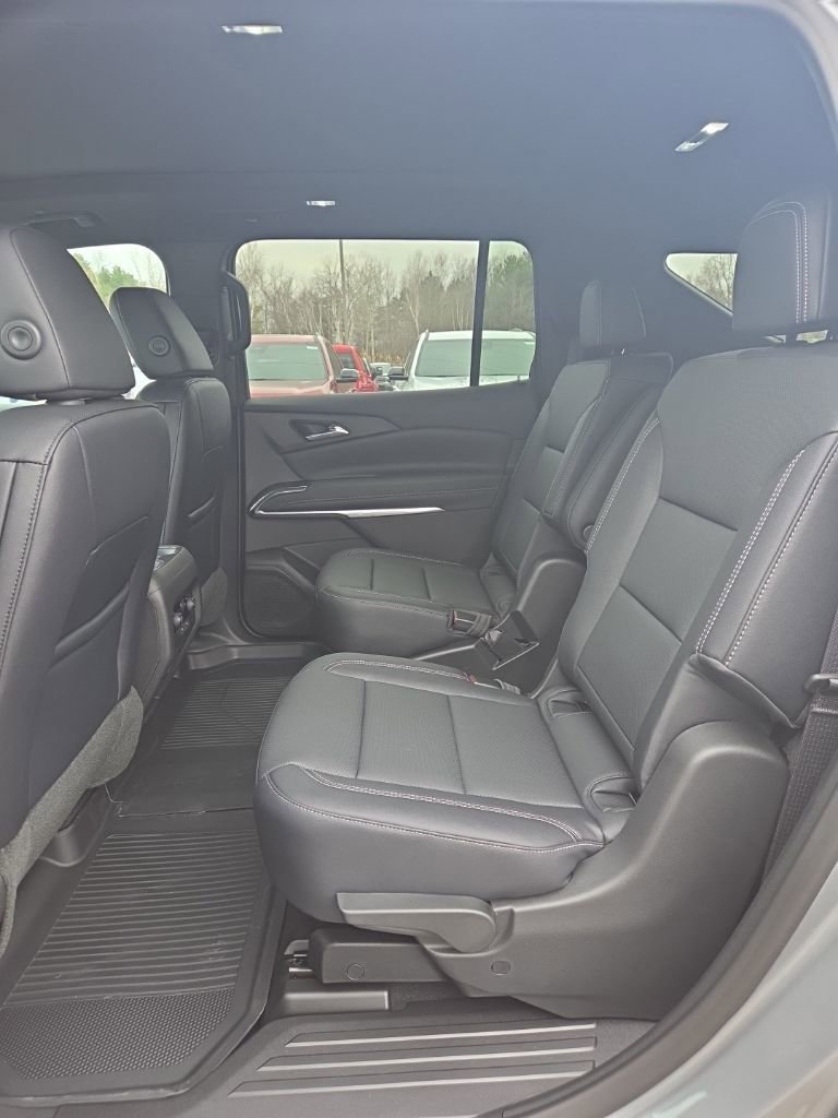 New 2026 Chevrolet Traverse LT w/ Sun and Wheel Package image 10