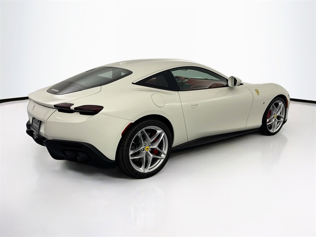Used 2023 Ferrari Roma image 5