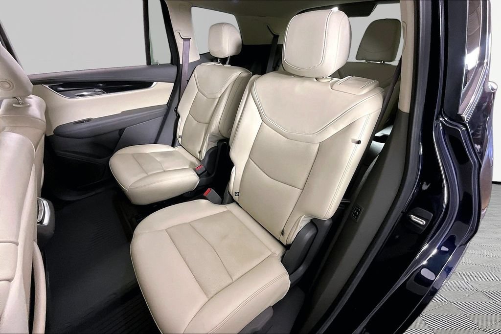 Certified 2021 Cadillac XT6 Premium Luxury FWD image 20