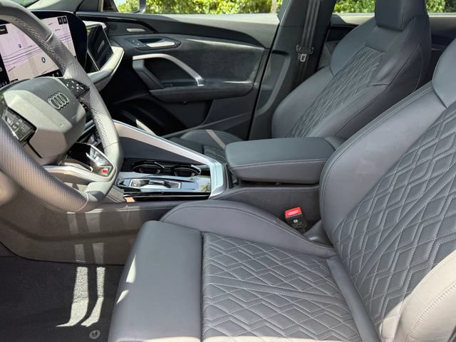 Used 2025 Audi SQ5 Prestige AWD/4WD image 10