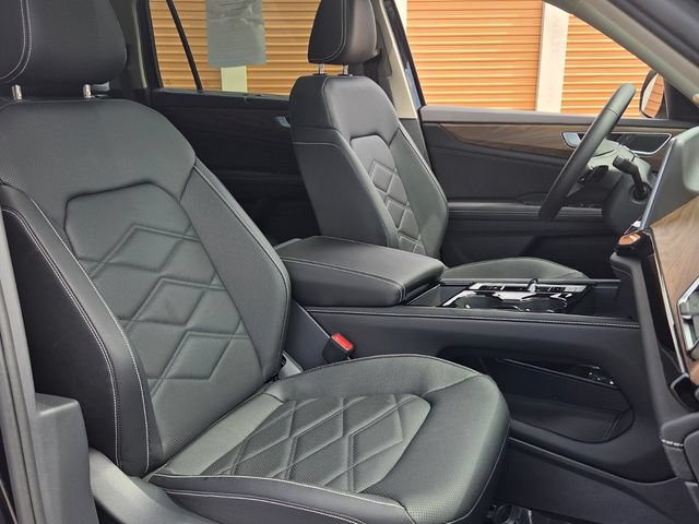 Certified 2026 Volkswagen Atlas SE FWD image 18