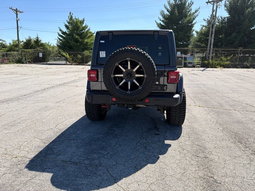 Used 2018 Jeep Wrangler Unlimited Rubicon AWD/4WD image 4