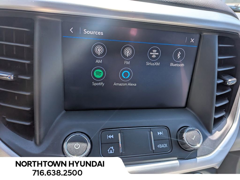 Used 2021 GMC Acadia SLT w/ Technology Package AWD/4WD image 26