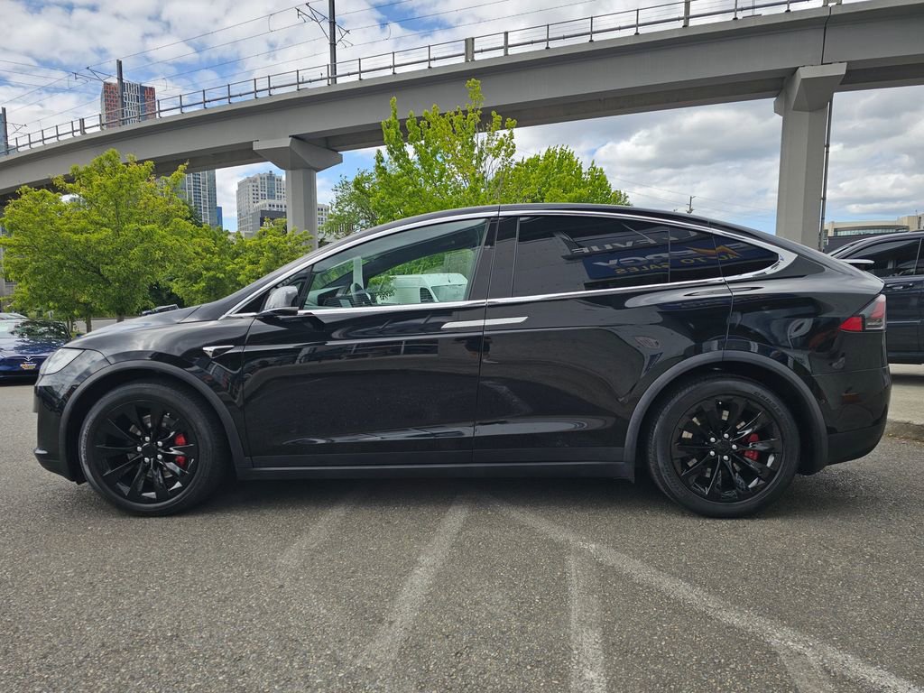 Used 2020 Tesla Model X Performance image 5