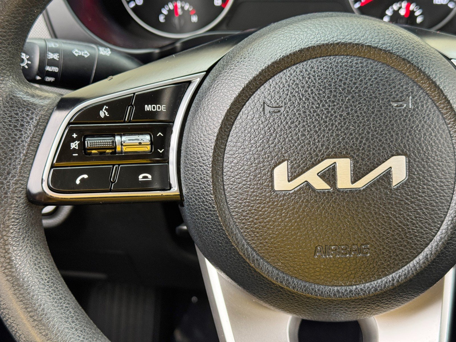 Used 2023 Kia Seltos LX AWD/4WD image 19