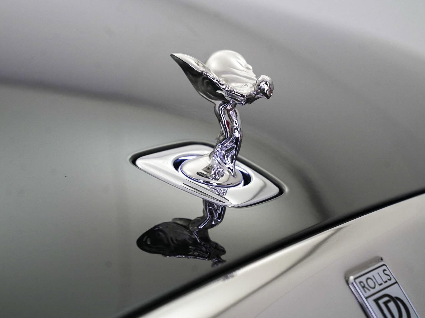 Certified 2024 Rolls-Royce Spectre w/ Spectre Launch Package image 9