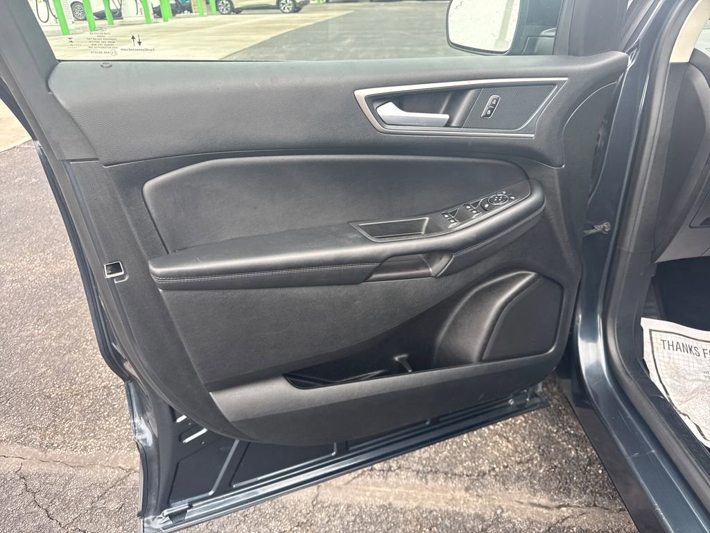 Used 2024 Ford Edge SEL w/ Convenience Package image 28