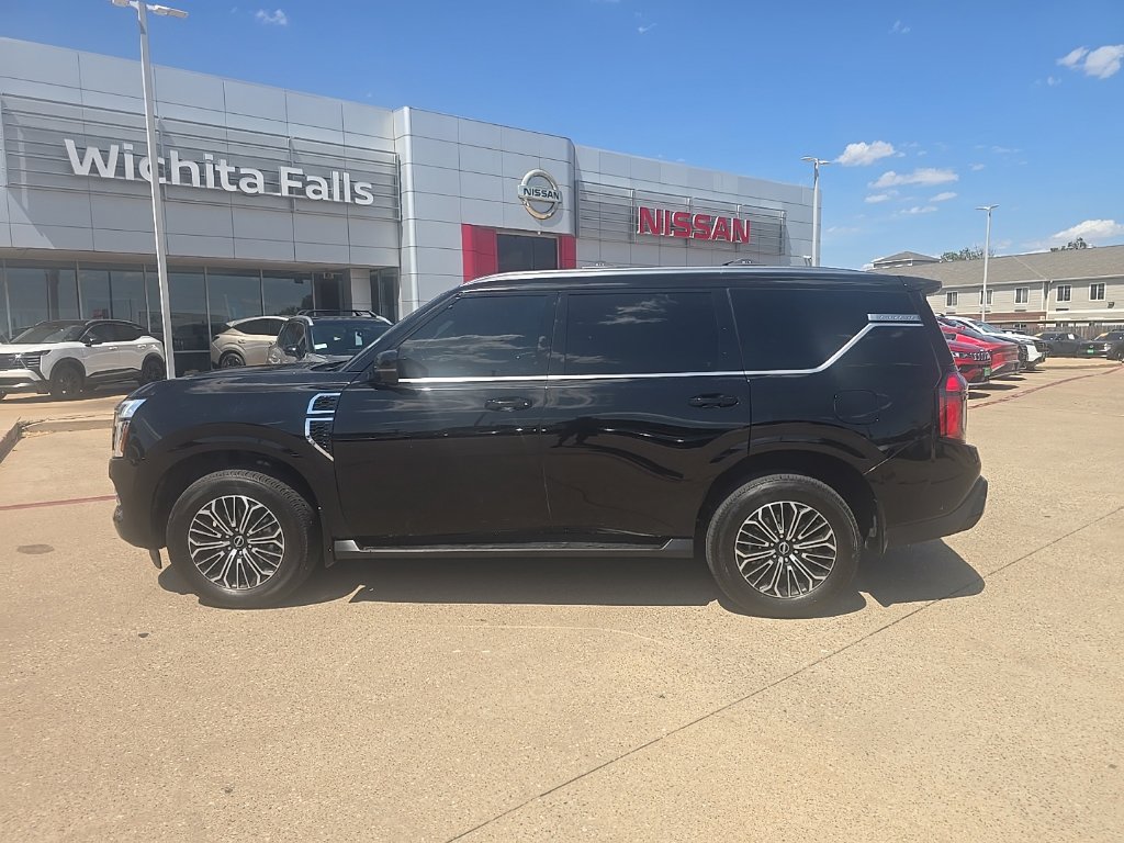 Certified 2025 Nissan Armada Platinum w/ Convenience Package RWD image 2