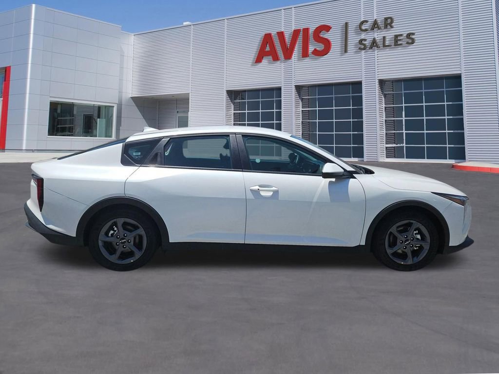 Used 2025 Kia K4 FWD image 7