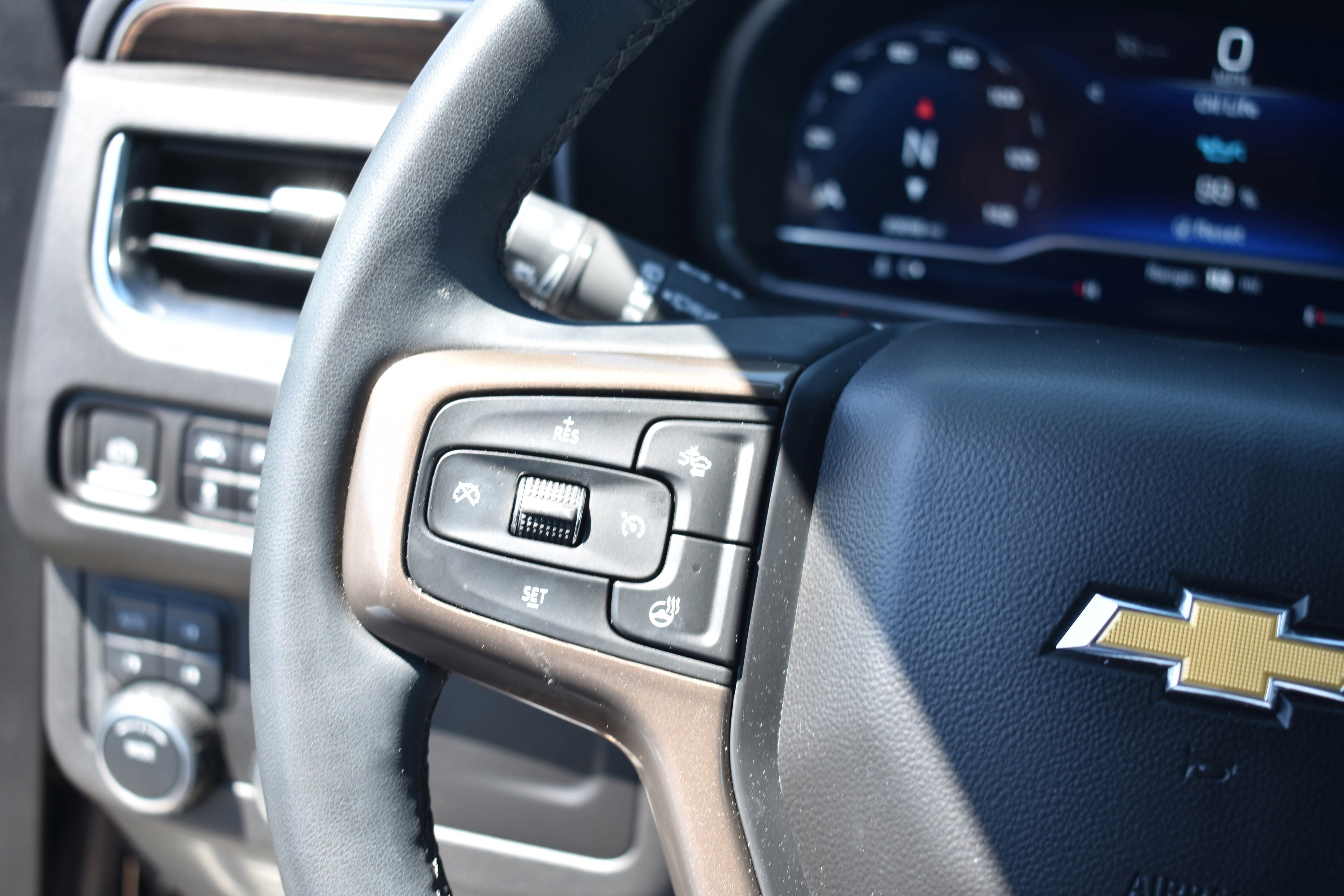 Used 2023 Chevrolet Tahoe High Country w/ Premium Package 2 AWD/4WD image 14