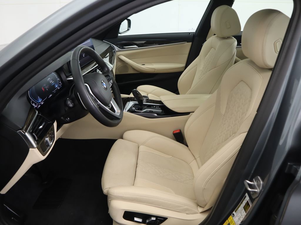 Used 2021 BMW 530e xDrive 530e iPerformance w/ Convenience Package image 20