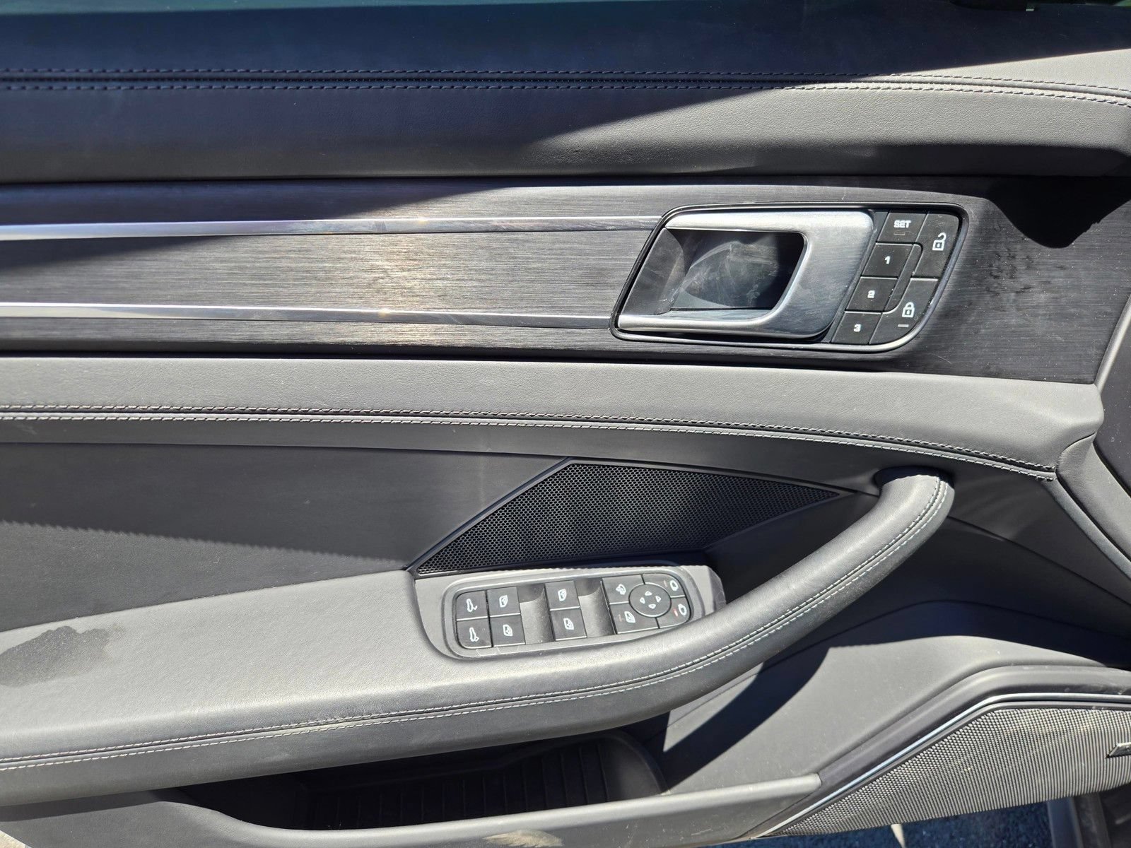 Certified 2023 Porsche Panamera 4 Platinum Edition w/ Assistance Package AWD/4WD image 19