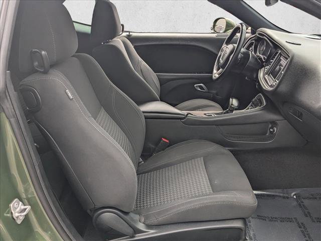 Used 2019 Dodge Challenger SXT image 19