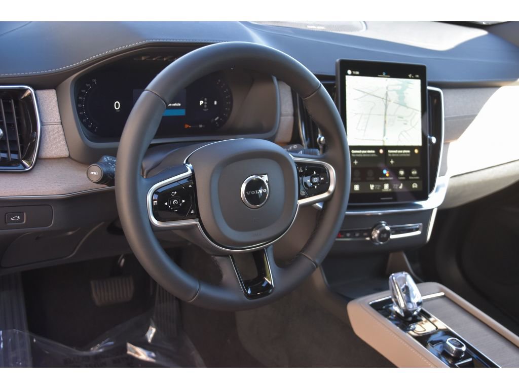 New 2026 Volvo XC90 B6 Plus w/ Protection Package Premier image 12