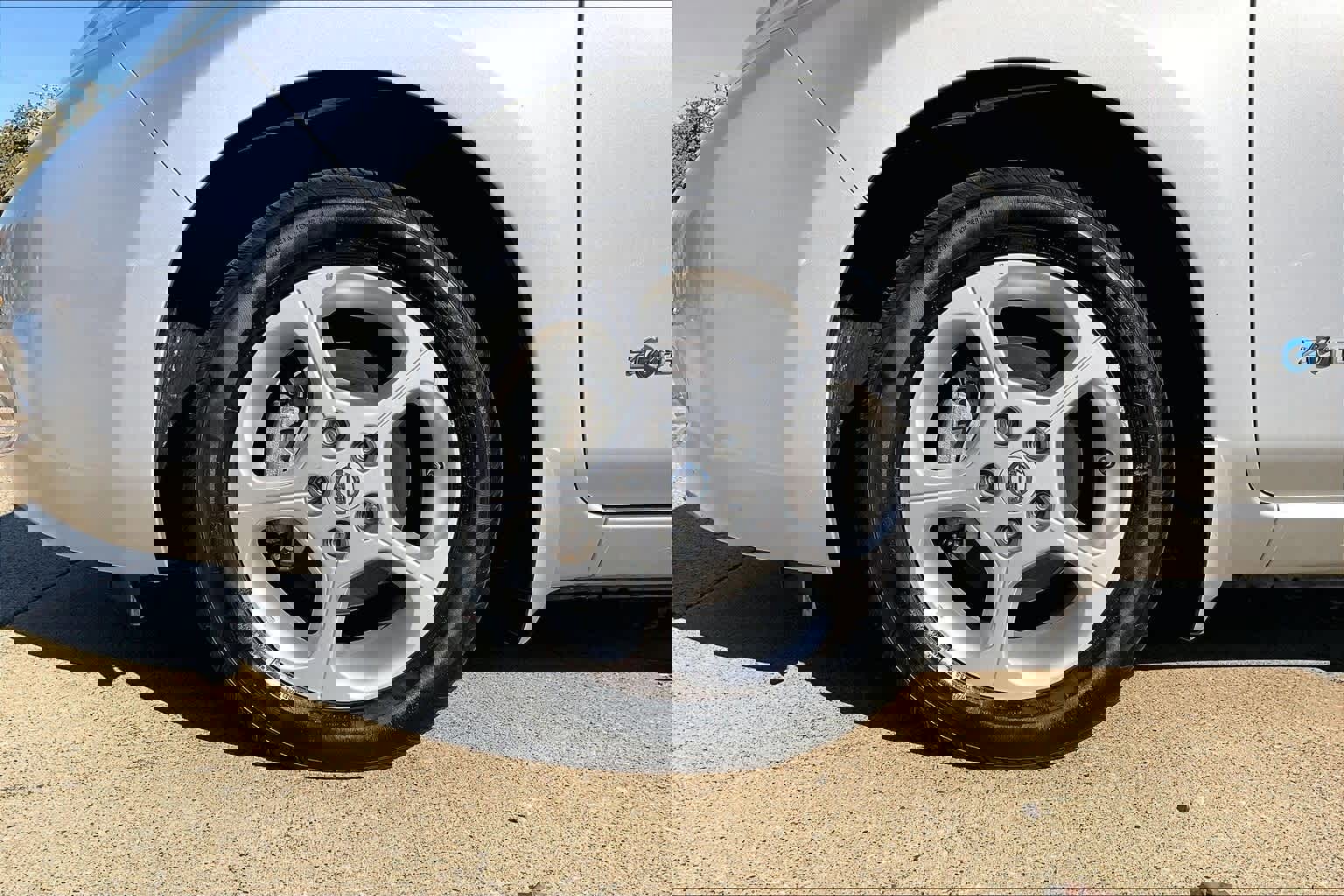 Used 2011 Nissan Leaf w/ Protection Pkg image 8