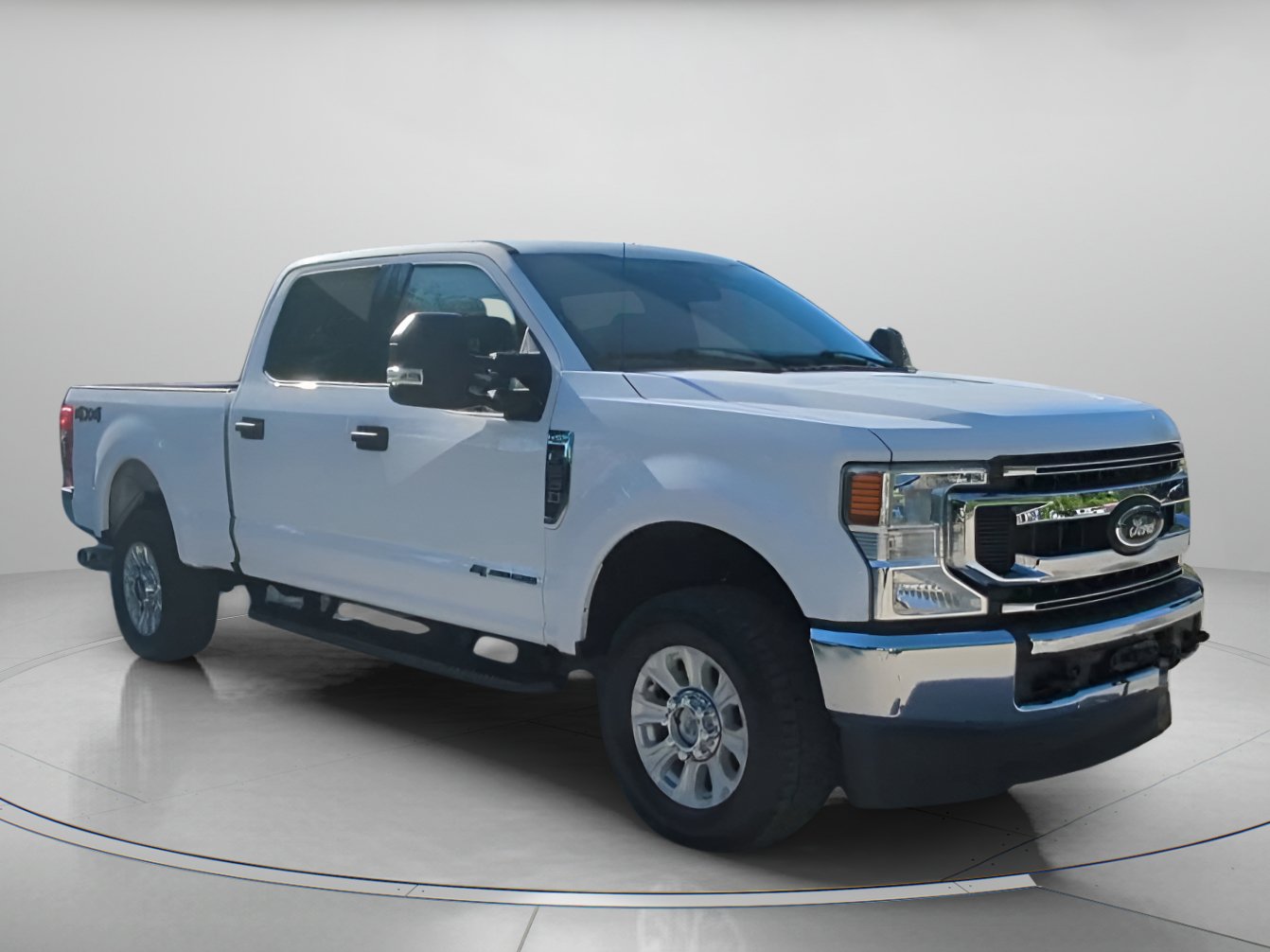Certified 2022 Ford F250 XLT AWD/4WD image 2