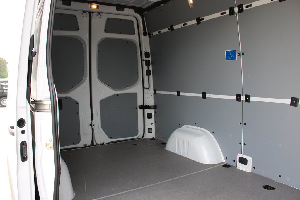 Used 2025 Mercedes-Benz Sprinter 2500 image 11