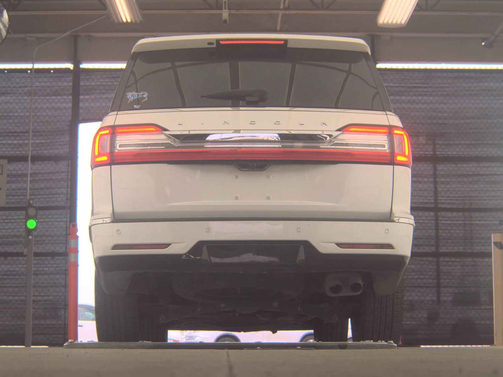 Used 2019 Lincoln Navigator L Reserve AWD/4WD image 11