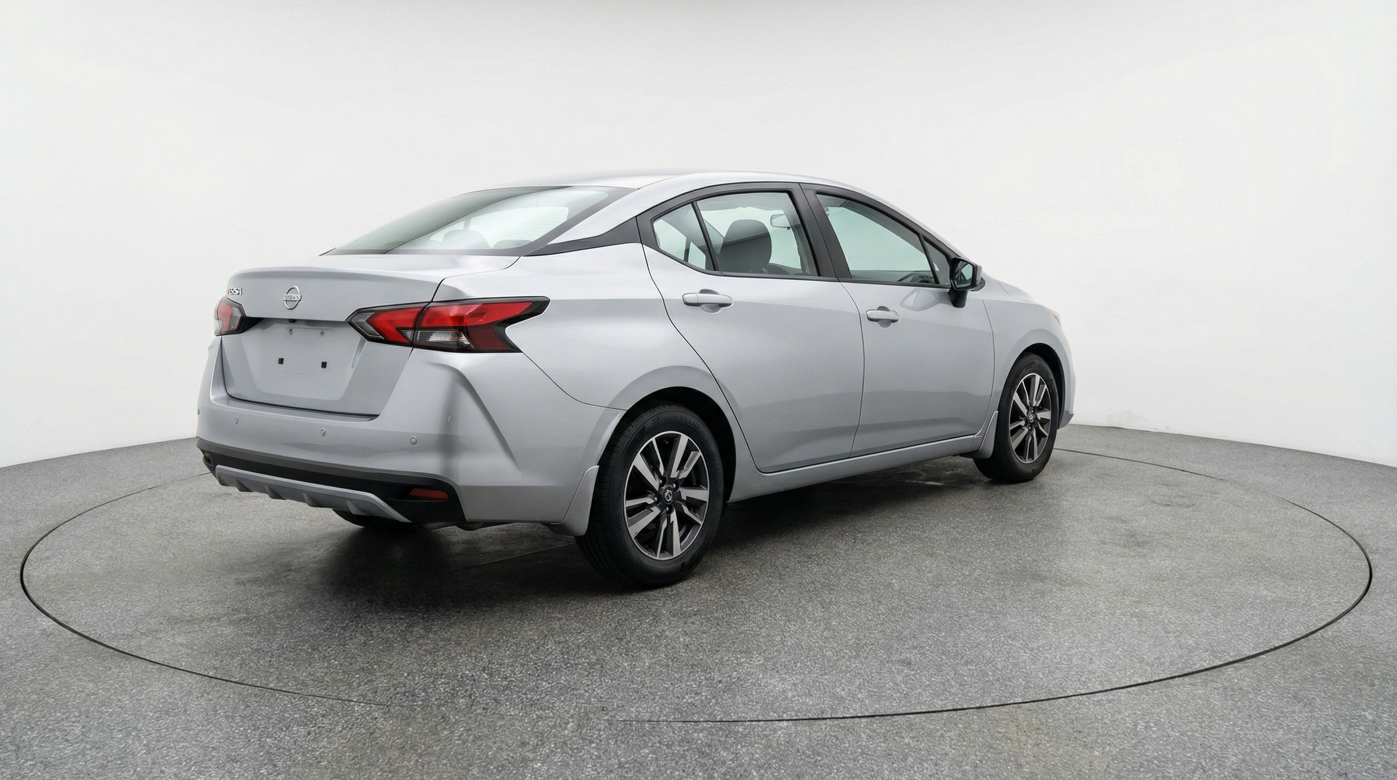 Used 2025 Nissan Versa SV FWD image 6