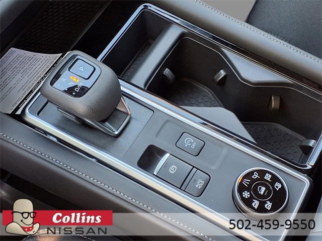 New 2025 Nissan Pathfinder SV image 21