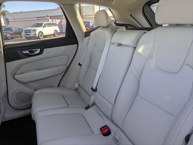 New 2026 Volvo XC60 T8 Ultra w/ Climate Package PRO image 12