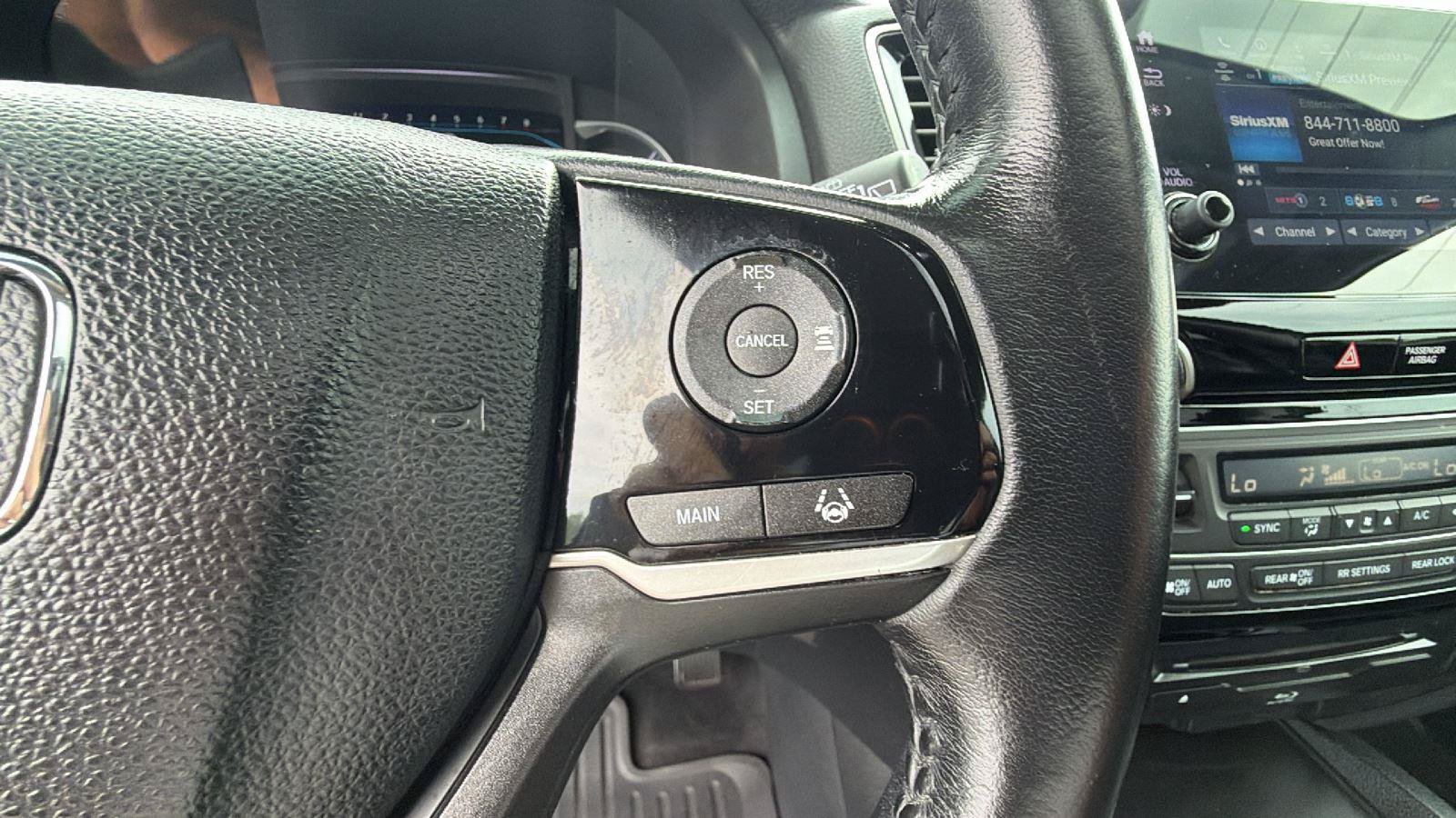 Used 2020 Honda Pilot Touring image 27