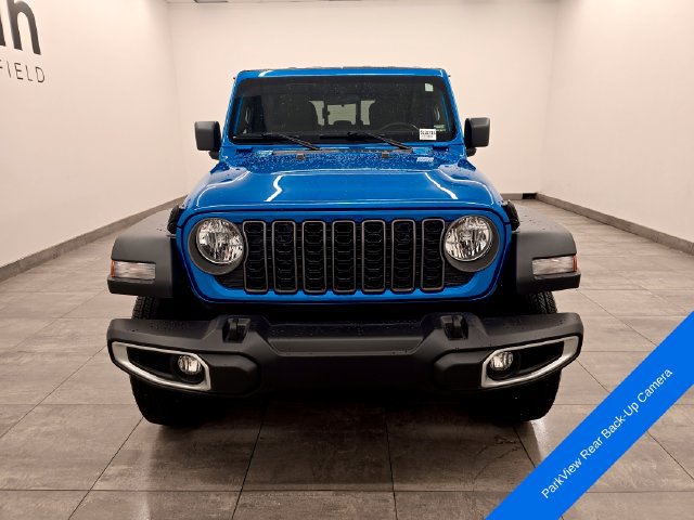 Used 2024 Jeep Gladiator Sport AWD/4WD image 7