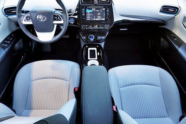Used 2016 Toyota Prius Four FWD image 27