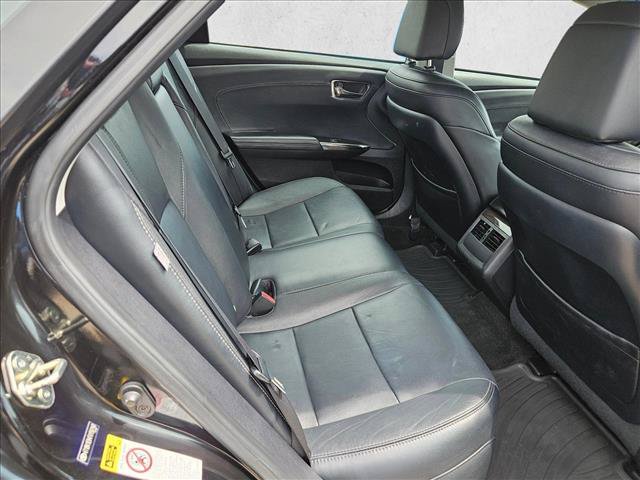 Used 2015 Toyota Avalon XLE Touring FWD image 16