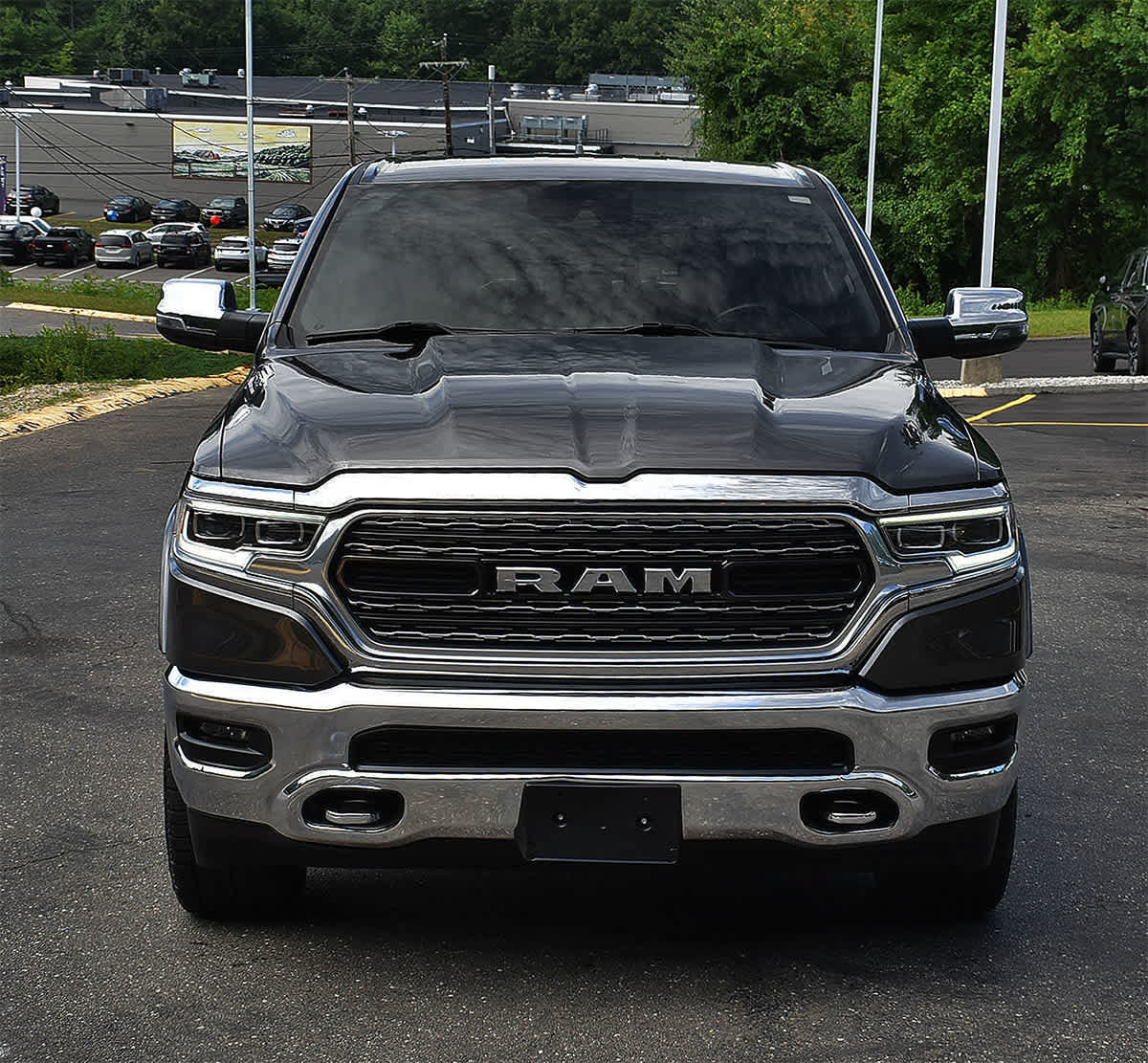 Used 2024 RAM 1500 Limited w/ Off Road Group AWD/4WD image 5