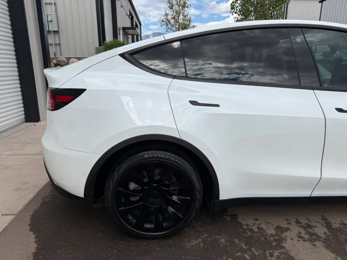 Used 2021 Tesla Model Y Long Range AWD/4WD image 9